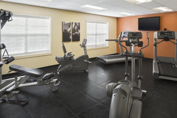 Country Inn & Suites by Radisson, Baltimore North, MD image 25